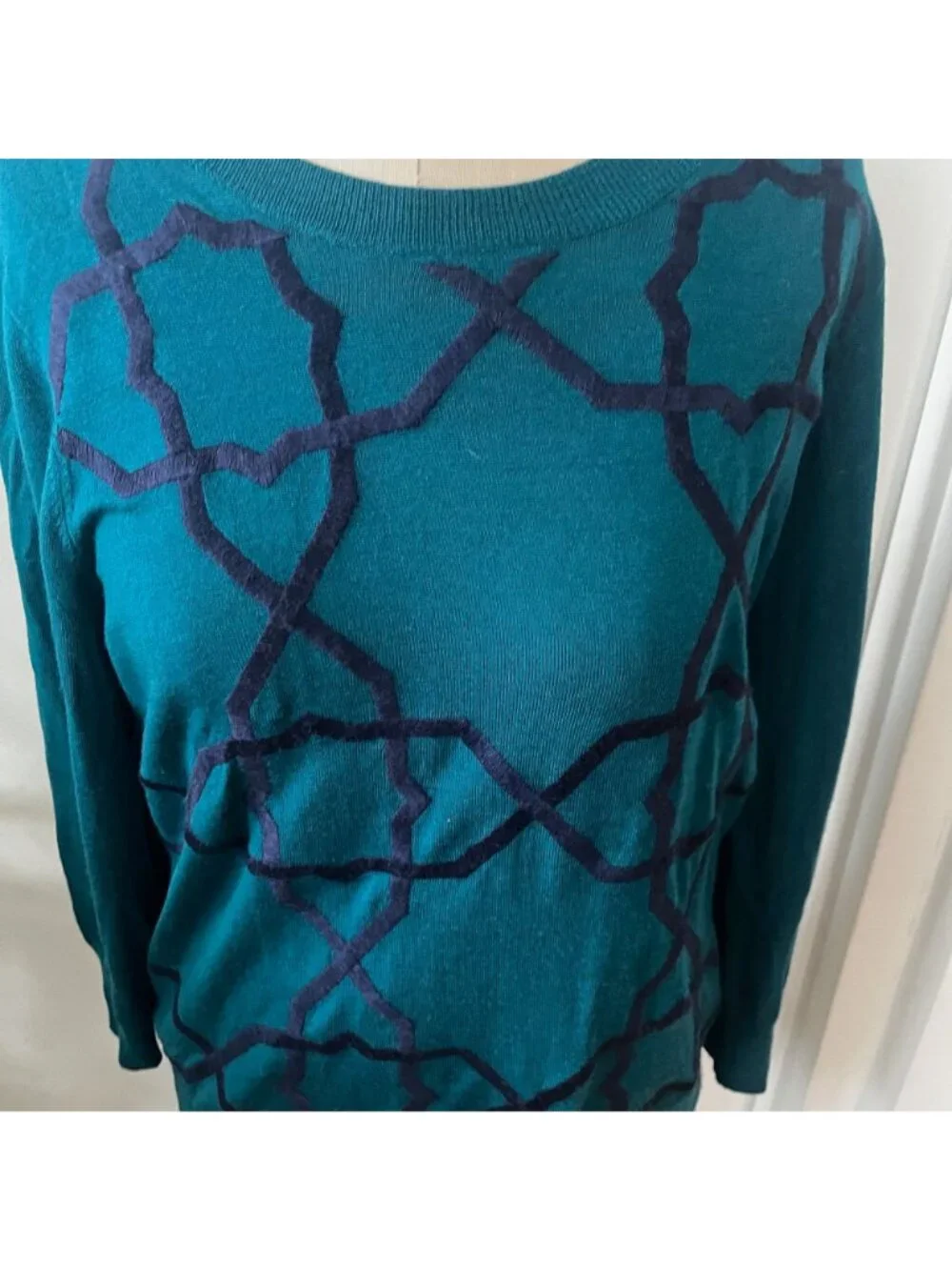 J. CREW Merino Wool Abstract Sweater Size Medium